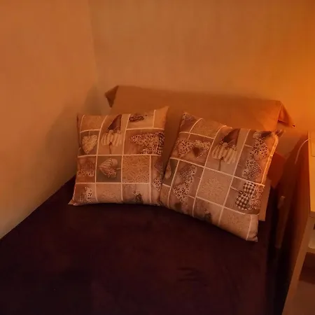 Peonia Home בית הארחה